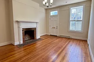 513 Caroline St, Fredericksburg, VA 22401 - Photo 2