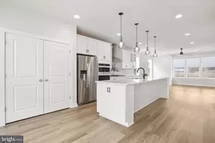 301 Willis St, Fredericksburg, VA 22401 - Photo 2