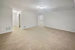 1020 Bakersfield Ln, Fredericksburg, VA 22401 - Photo 4