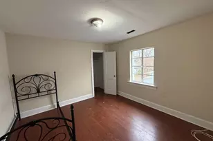 606 Stuart St, Fredericksburg, VA 22401 - Photo 2