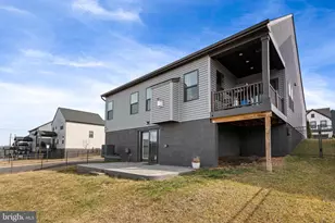 1601 Rampart Dr, Fredericksburg, VA 22401 - Photo 4