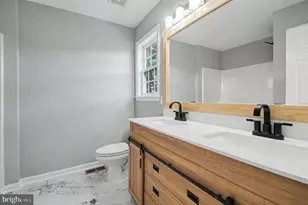 1002 Martingale Ct, Fredericksburg, VA 22401 - Photo 12