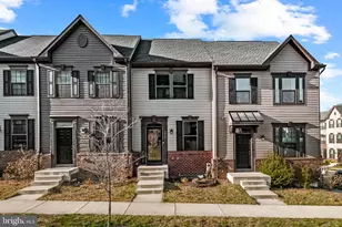 1318 Trestle Dr, Fredericksburg, VA 22401 - Photo 2