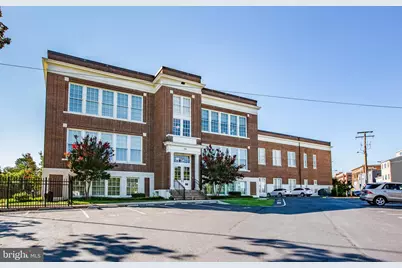 900 Barton Street #304, Fredericksburg, VA 22401 - Photo 1