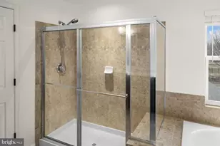 1304 Brigadier Dr, Fredericksburg, VA 22401 - Photo 34