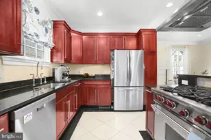 211 Fauquier St, Fredericksburg, VA 22401 - Photo 4