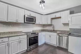 330 Brock Square, Fredericksburg, VA 22401 - Photo 6