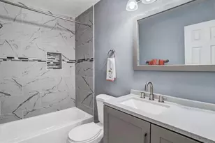 330 Brock Square, Fredericksburg, VA 22401 - Photo 12