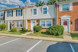 330 Brock Square, Fredericksburg, VA 22401 - Photo 2