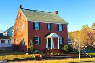 901 Monroe St, Fredericksburg, VA 22401 - Photo 4