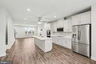 1802 Briscoe Ln, Fredericksburg, VA 22401 - Photo 6