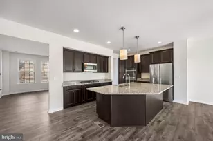 1104 Nolan St, Fredericksburg, VA 22401 - Photo 6