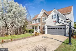 1004 Oakwood Ct, Fredericksburg, VA 22401 - Photo 2