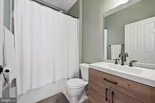 1301 Graham Dr, Fredericksburg, VA 22401 - Photo 12