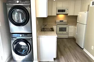 220 Ivanhoe Ct, Fredericksburg, VA 22401 - Photo 2