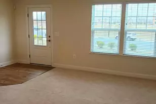 2204 Shadmoor Dr, Fredericksburg, VA 22401 - Photo 2