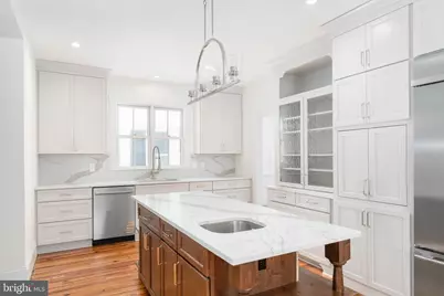 1403 Washington Avenue, Fredericksburg, VA 22401 - Photo 2