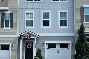 1428 Hudgins Farm Cir, Fredericksburg, VA 22408 - Photo 4