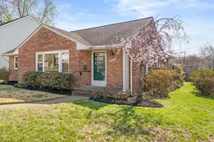 2010 Washington Ave, Fredericksburg, VA 22401 - Photo 2