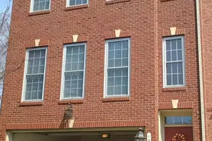 1043 Hotchkiss Pl, Fredericksburg, VA 22401 - Photo 1