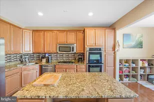 1029 Hotchkiss Pl, Fredericksburg, VA 22401 - Photo 12