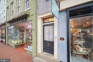 822 Caroline St, Fredericksburg, VA 22401 - Photo 2