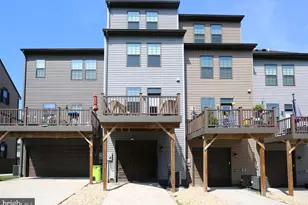 2012 Track Cir, Fredericksburg, VA 22401 - Photo 32