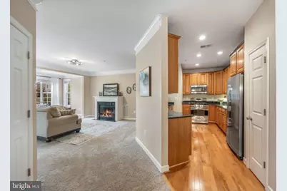 701 Cobblestone Boulevard #203, Fredericksburg, VA 22401 - Photo 6