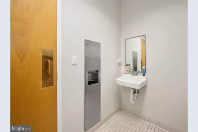 415 Wolfe Street #102, Fredericksburg, VA 22401 - Photo 28