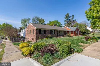 1329 Brent Street, Fredericksburg, VA 22401 - Photo 1