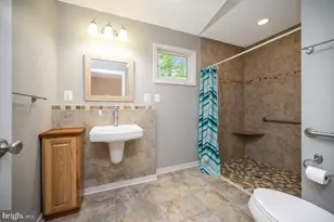 130 Spring Wood Dr, Fredericksburg, VA 22401 - Photo 30