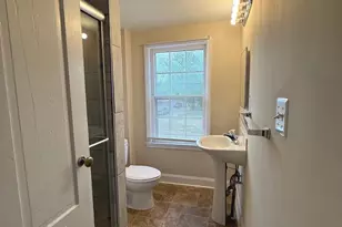 422 Dunmore St, Fredericksburg, VA 22401 - Photo 14
