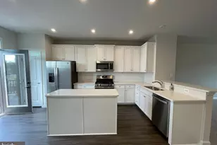1113 Rampart Dr, Fredericksburg, VA 22401 - Photo 6