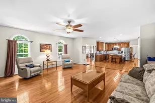 1107 Century Oak Dr, Fredericksburg, VA 22401 - Photo 8
