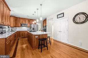 1107 Century Oak Dr, Fredericksburg, VA 22401 - Photo 12