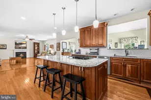 1107 Century Oak Dr, Fredericksburg, VA 22401 - Photo 10