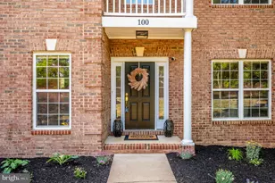 100 Huntington Hills Ln, Fredericksburg, VA 22401 - Photo 4