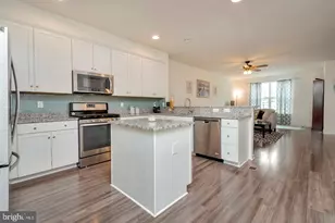 1418 Hudgins Farm Cir, Fredericksburg, VA 22408 - Photo 8