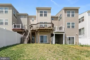 1418 Hudgins Farm Cir, Fredericksburg, VA 22408 - Photo 22