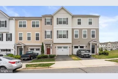1418 Hudgins Farm Circle, Fredericksburg, VA 22408 - Photo 4