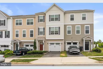 1418 Hudgins Farm Circle, Fredericksburg, VA 22408 - Photo 1