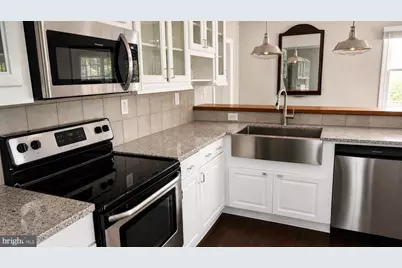 209 Prince Edward Street, Fredericksburg, VA 22401 - Photo 12