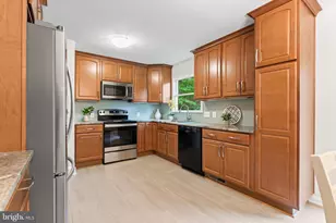 214 Braehead Dr, Fredericksburg, VA 22401 - Photo 14