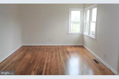 108 St Paul Street, Fredericksburg, VA 22401 - Photo 2