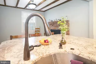 1102 Prince Edward St, Fredericksburg, VA 22401 - Photo 30