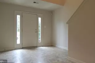 1124 Hampton St, Fredericksburg, VA 22401 - Photo 2