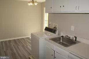 731 Denton Cir, Fredericksburg, VA 22401 - Photo 14