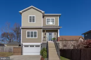 409 Dunmore St, Fredericksburg, VA 22401 - Photo 2