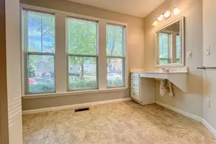 1404 Graham Dr, Fredericksburg, VA 22401 - Photo 10