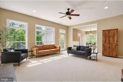 1002 W Kensington Circle, Fredericksburg, VA 22401 - Photo 10